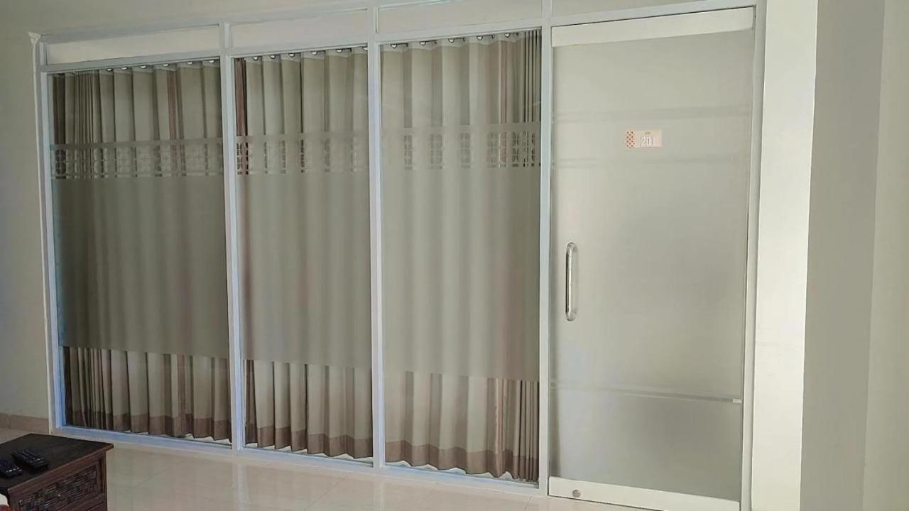 Batik Oma House Hotel Yogyakarta Exterior photo